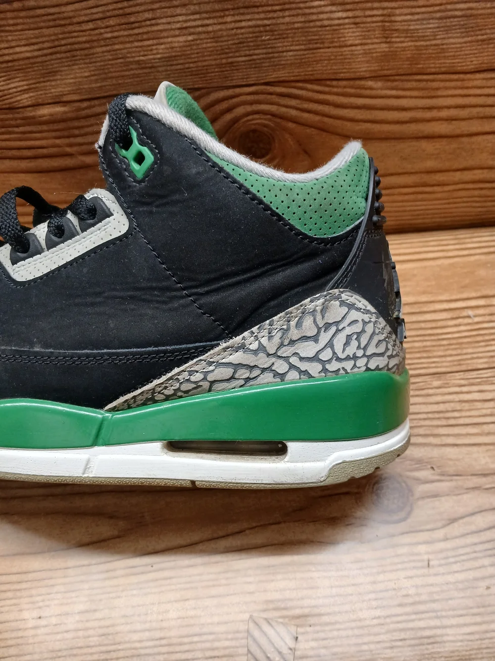 Air Jordan 3 Retro Athletic Sneakers in Black and Green Accent